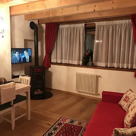 Casa Romeo サン・ヴィート・ディ・カドーレ